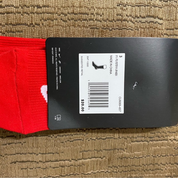 Supreme x Nike Lightweight Crew Socks Men's brand new with tags - Picture 5 of 11